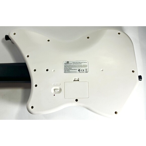 Guitar Hero Red Octane #95025 PlayStation 2 Wireless Guitar Tested No Dongle - Picture 10 of 12